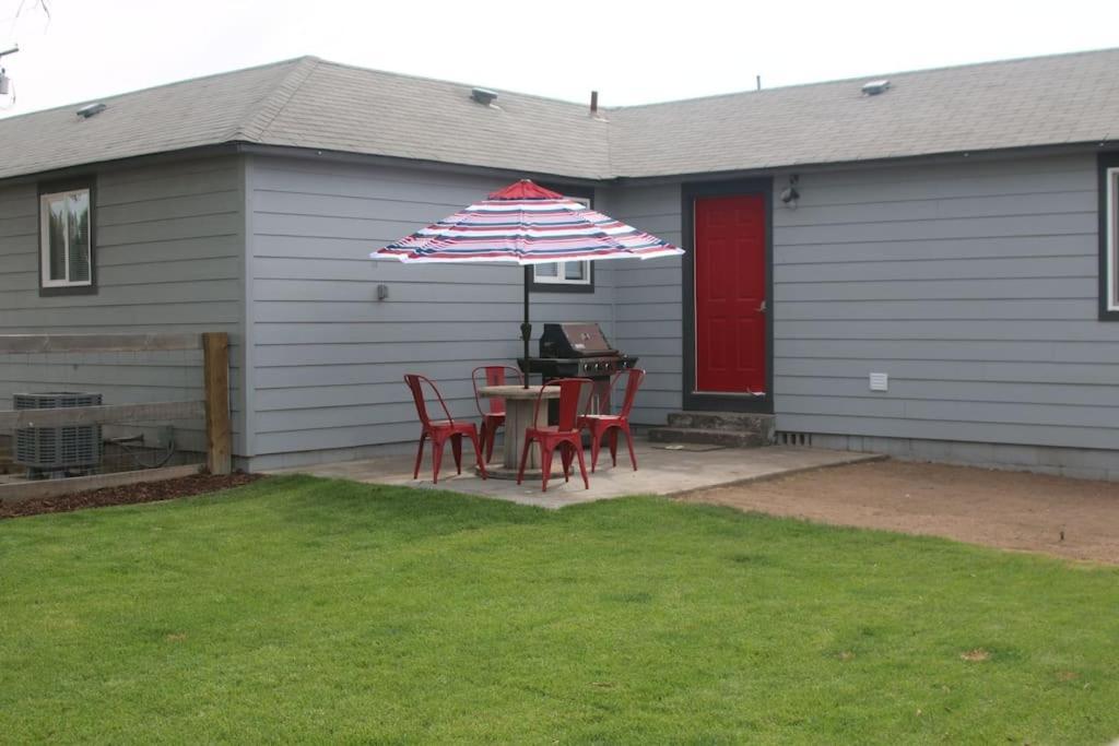 Lovely County-fair Getaway Redmond
